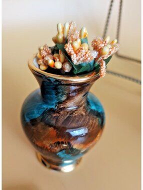 Vintage Old Court Ware England Miniature Art Vase  22k Gold gilt edging 3 1/4"